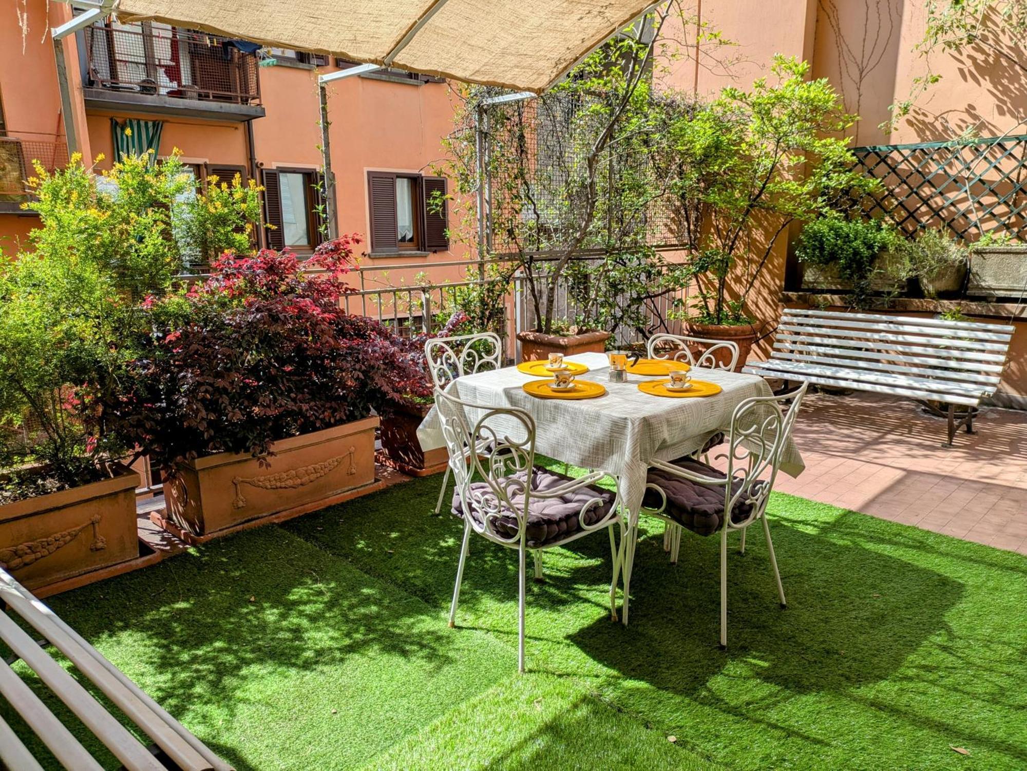 Alma Vacation Apartment In The Centre, Big Terrace Milão Exterior foto