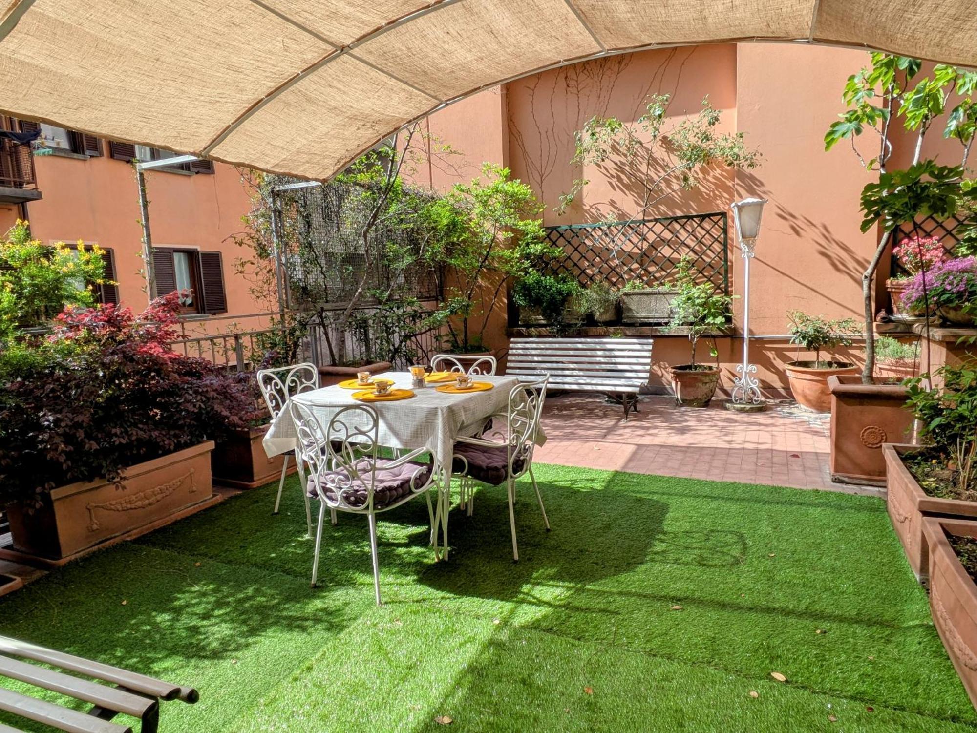 Alma Vacation Apartment In The Centre, Big Terrace Milão Exterior foto
